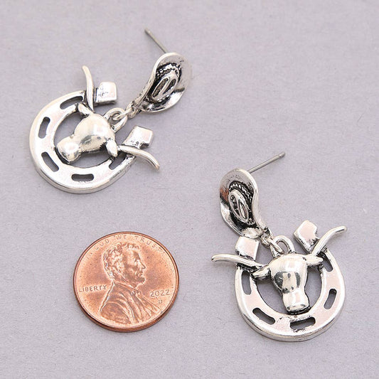 WESTERN STYLE COW SKULL HORSESHOE DANGLE EARRING, HE 12389