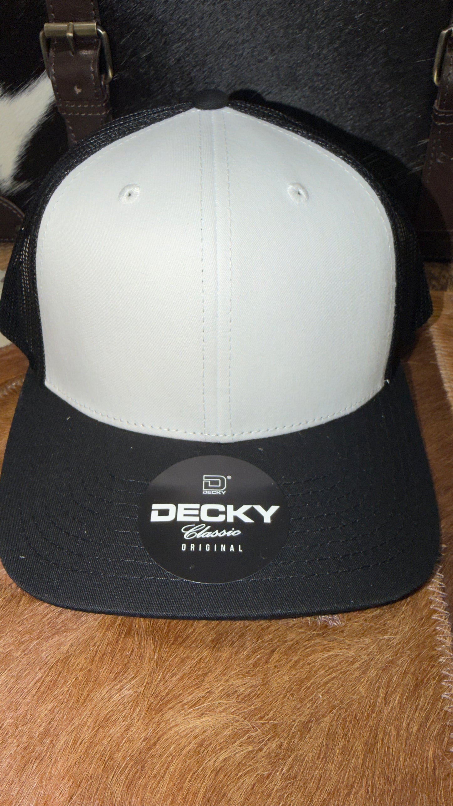 BLANK HAT SELECTION