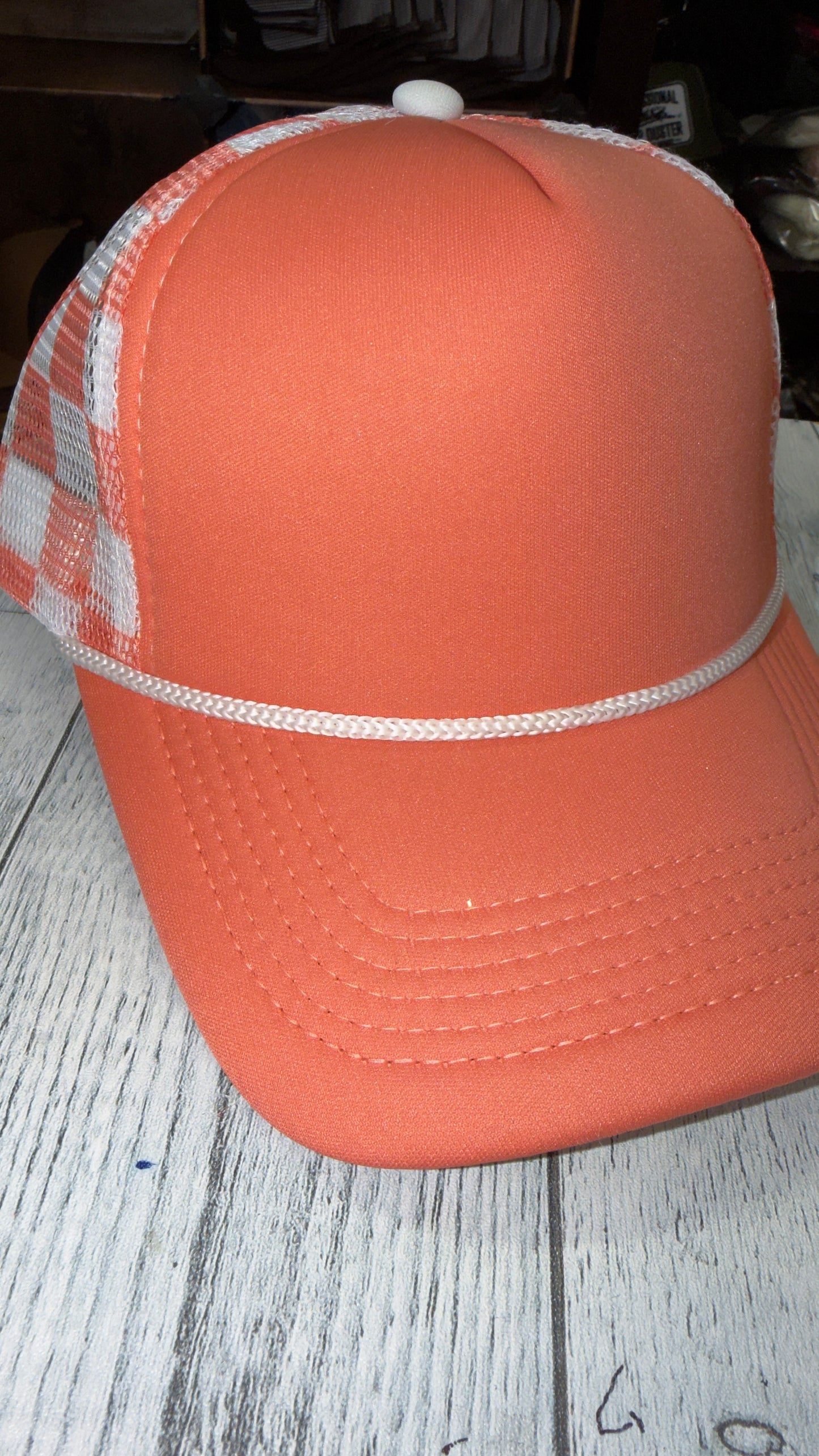 BLANK HAT SELECTION